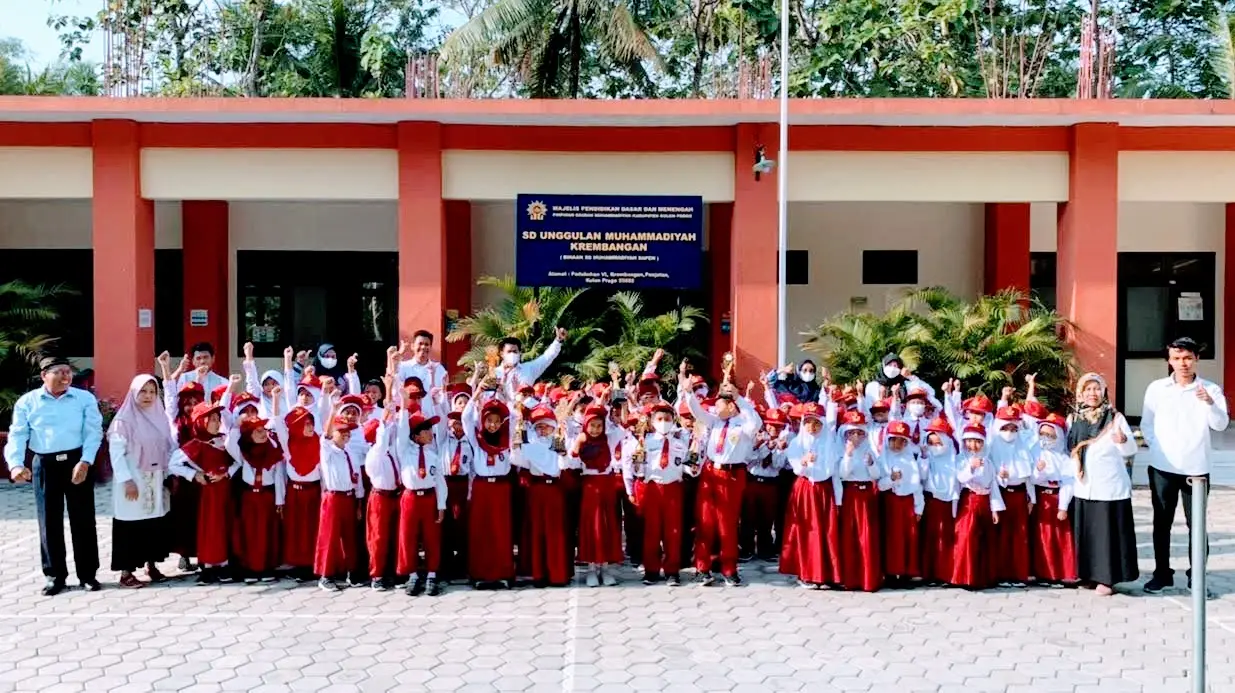 Siswa SD Unggulan Muhammadiyah Krembangan berprestasi